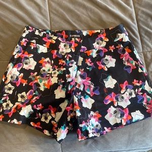 Floral pattern shorts from Express. Size 0